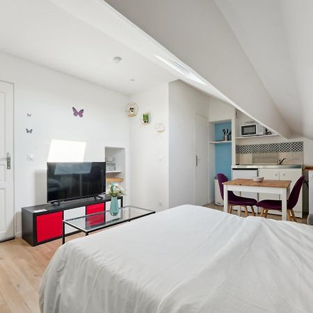Budget Appart Avec Parking Au Centre-Ville Шарлевиль-Мезьер Экстерьер фото