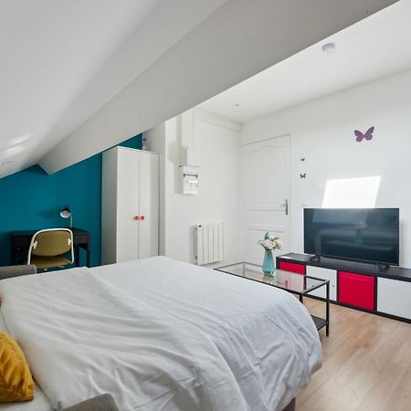 Budget Appart Avec Parking Au Centre-Ville Шарлевиль-Мезьер Экстерьер фото